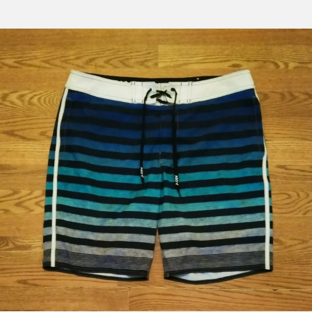 American Eagle Board Shorts Mens Size: L